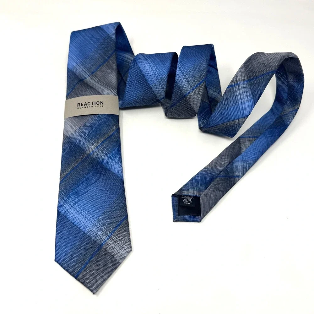 Kenneth Cole Reaction Men's Blue Grey Plaid Polyester Viscose Necktie NEW